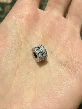 Retired Pandora “Opalescent Eternity Spacers” 💙💗